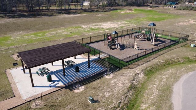 12102 Kellsway Court, Conroe, TX 77306