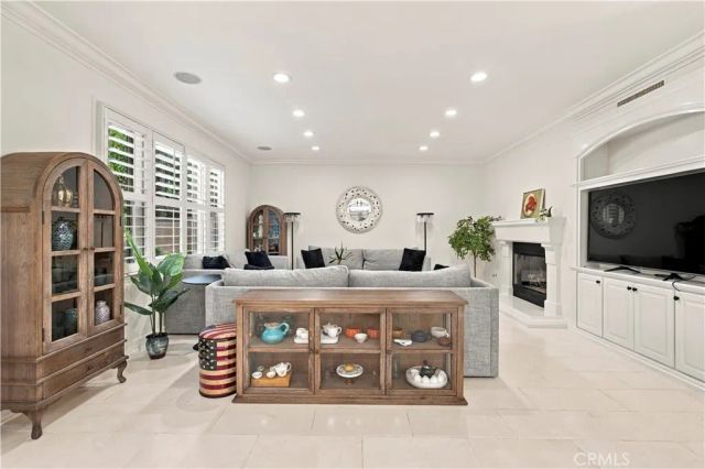 31 Prairie, Irvine, CA 92618