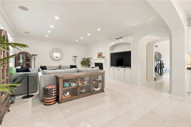 31 Prairie, Irvine, CA 92618