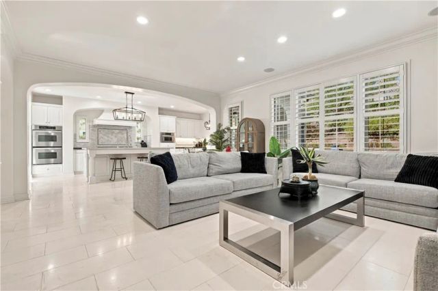 31 Prairie, Irvine, CA 92618