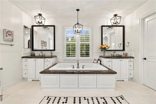 31 Prairie, Irvine, CA 92618