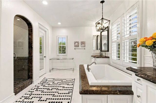 31 Prairie, Irvine, CA 92618