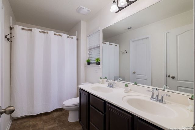 243 Pleasanton Spring, San Antonio, TX 78221