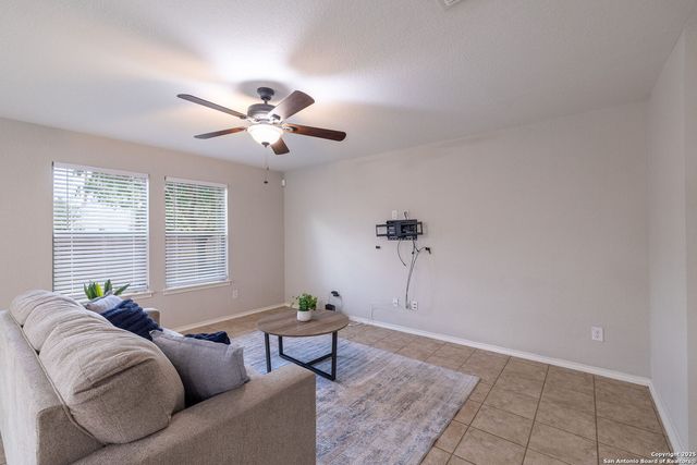 243 Pleasanton Spring, San Antonio, TX 78221