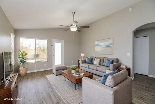 2267 E Arabian Drive, Gilbert, AZ 85296