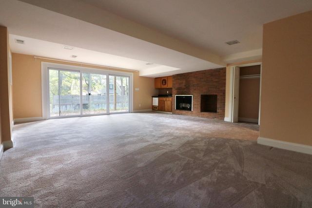 8405 WHITMAN DR, Bethesda, MD 20817