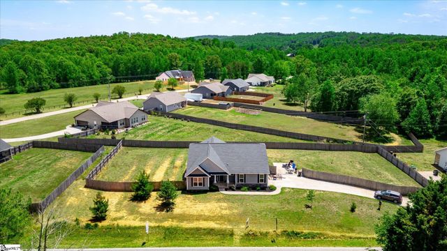 3542 Highway 414, Landrum, SC 29356