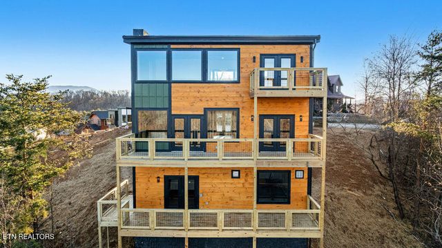 1567 Rainbow Ridge Way, Sevierville, TN 37862