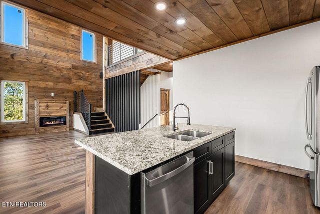 1567 Rainbow Ridge Way, Sevierville, TN 37862