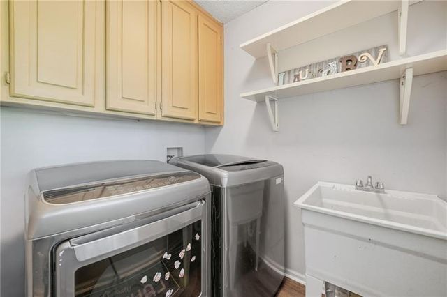 3743 Spring Leaf Court, Acworth, GA 30101