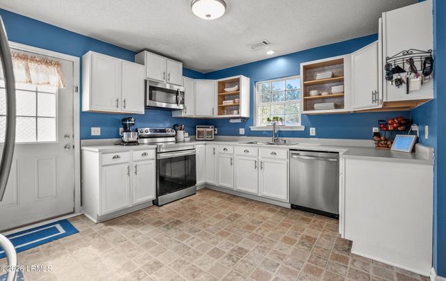 40 Southern Magnolia Drive, Beaufort, SC 29907