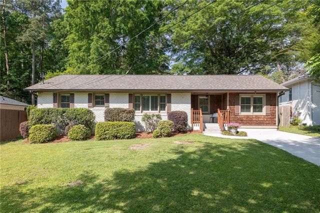 1907 Fairway Circle NE, Brookhaven, GA 30319