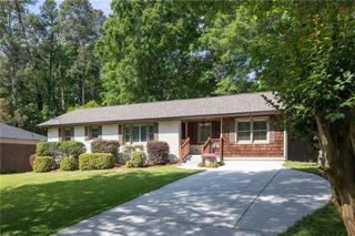 1907 Fairway Circle NE, Brookhaven, GA 30319