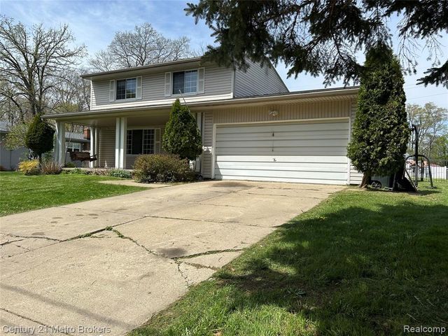 1124 Trotwood Lane, Flint, MI 48507