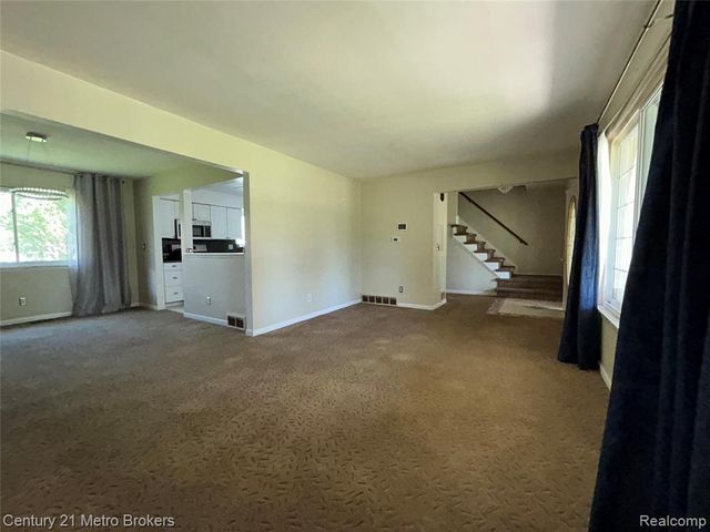 1124 Trotwood Lane, Flint, MI 48507