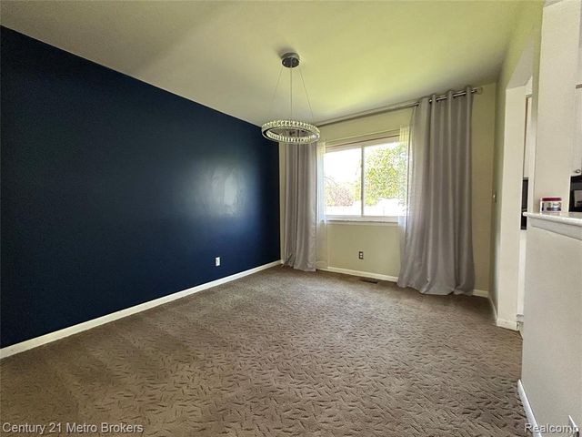 1124 Trotwood Lane, Flint, MI 48507