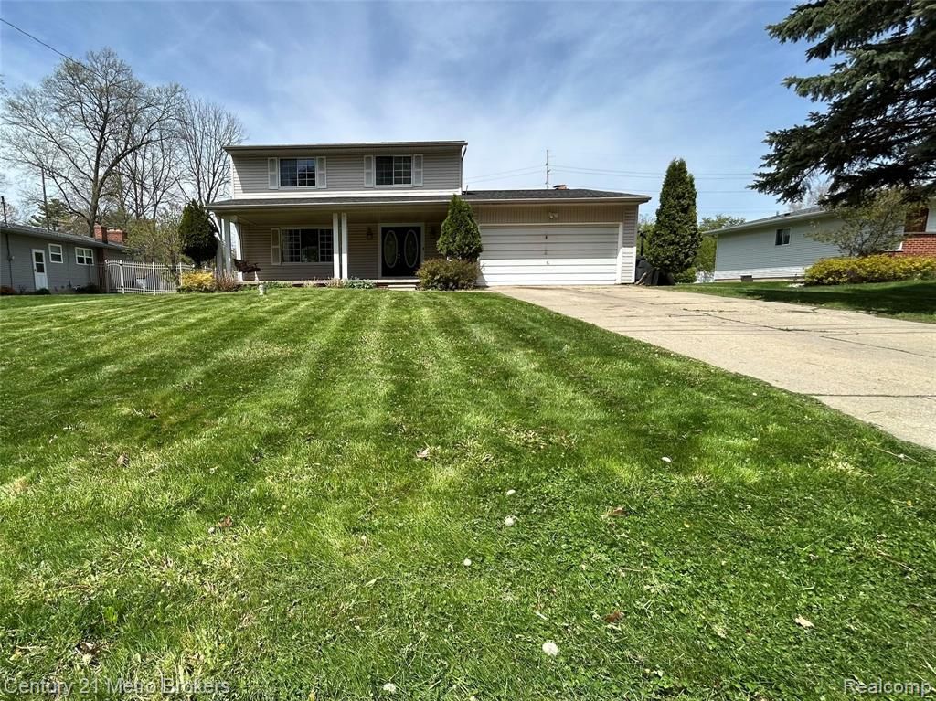 1124 Trotwood Lane, Flint, MI 48507