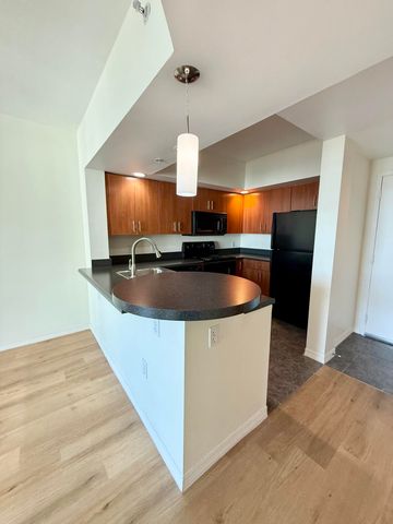 100 N FEDERAL Highway 738, Fort Lauderdale, FL 33301