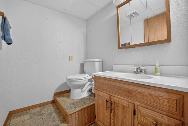 1638 Oriole Avenue, Waterloo, IA 50701