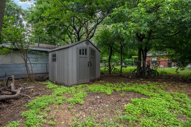 701 E Elm Street, Hillsboro, TX 76645