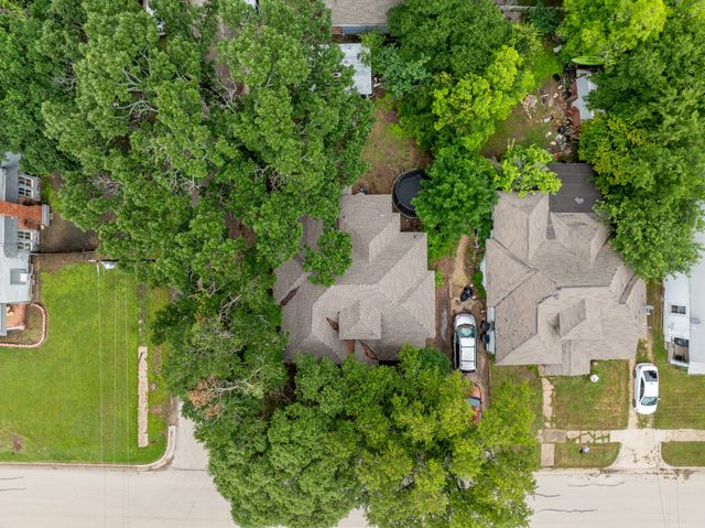 701 E Elm Street, Hillsboro, TX 76645