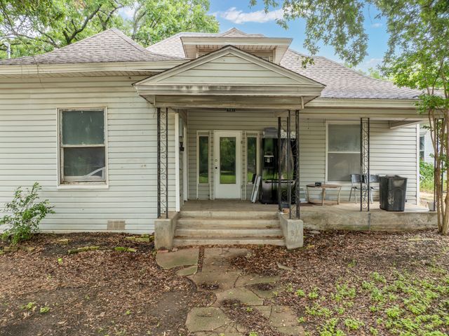 701 E Elm Street, Hillsboro, TX 76645