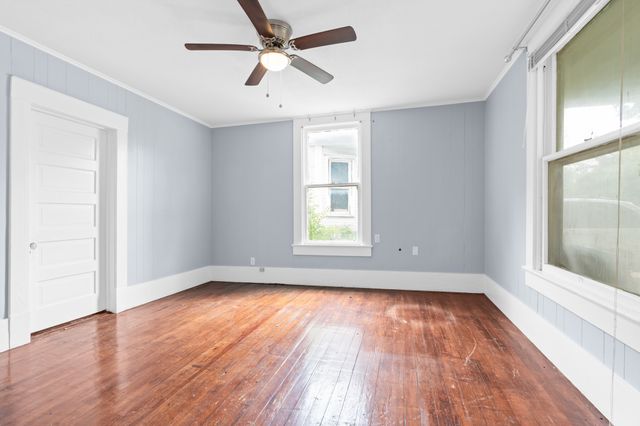 701 E Elm Street, Hillsboro, TX 76645