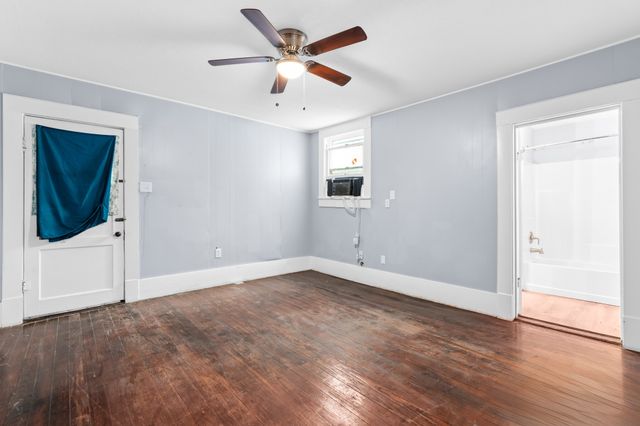 701 E Elm Street, Hillsboro, TX 76645