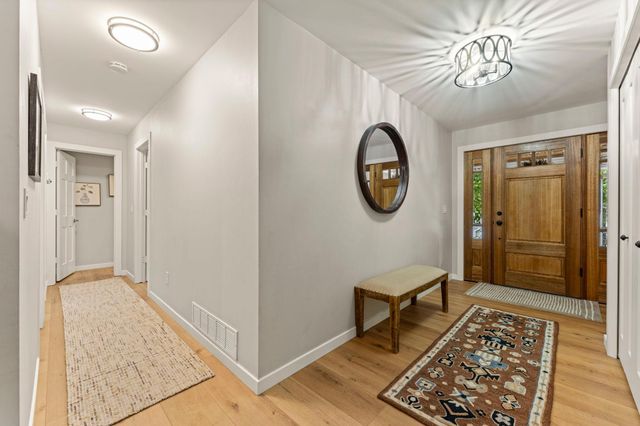 940 Trail Court, Eagan, MN 55123