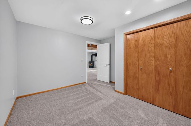 940 Trail Court, Eagan, MN 55123