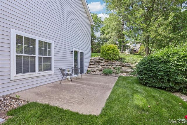 2415 S Lakeridge Court 15, Lake St Louis, MO 63367