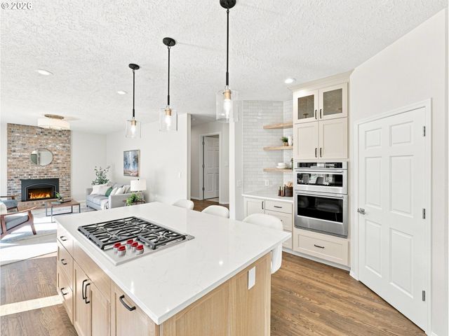 17994 SAINT CLAIR Dr, Lake Oswego, OR 97034