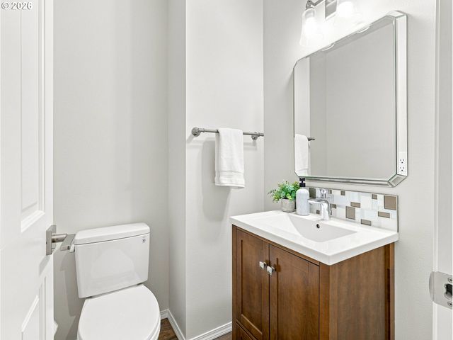 17994 SAINT CLAIR Dr, Lake Oswego, OR 97034