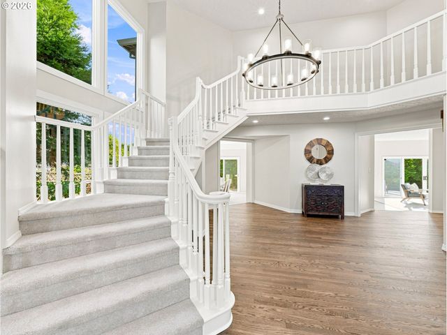 17994 SAINT CLAIR Dr, Lake Oswego, OR 97034