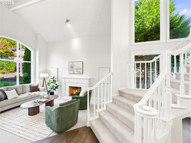 17994 SAINT CLAIR Dr, Lake Oswego, OR 97034