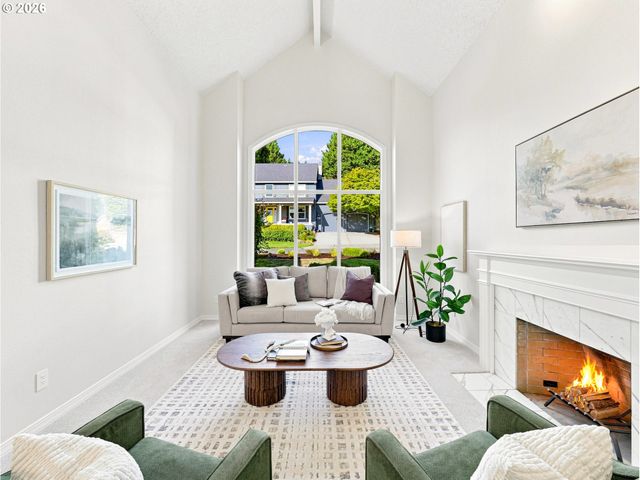 17994 SAINT CLAIR Dr, Lake Oswego, OR 97034