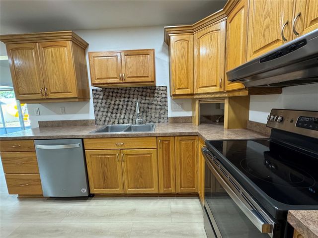 6445 109TH AVENUE N, Pinellas Park, FL 33782