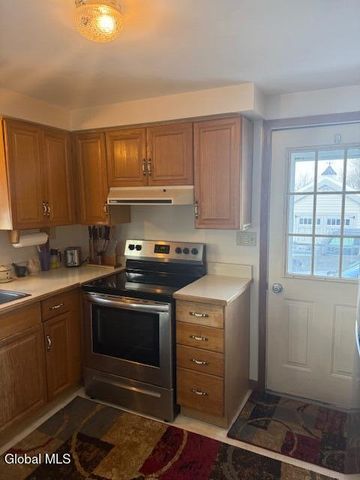 13 Powers Lane, Troy, NY 12182