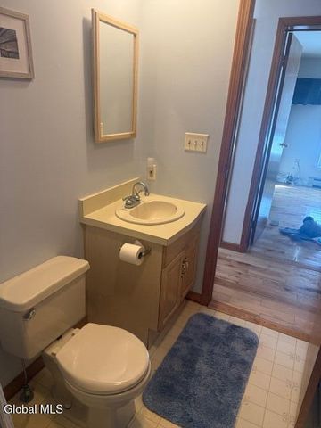 13 Powers Lane, Troy, NY 12182