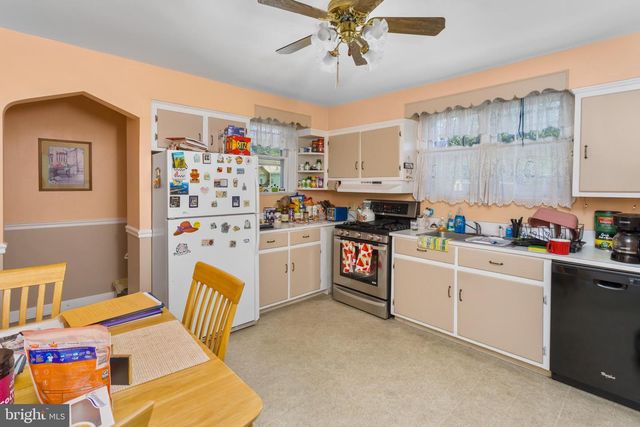 920 BARNT DEKLYN RD, Hamilton, NJ 08610