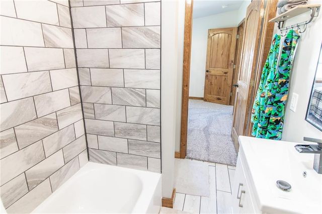 120 SW County Road U Highway, Holden, MO 64040