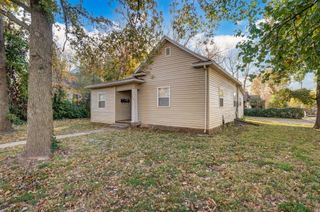 739 S Douglas Avenue, Springfield, MO 65806