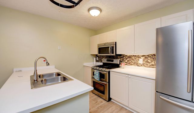 4704 Hobson Drive, 4A, Columbus, OH 43228