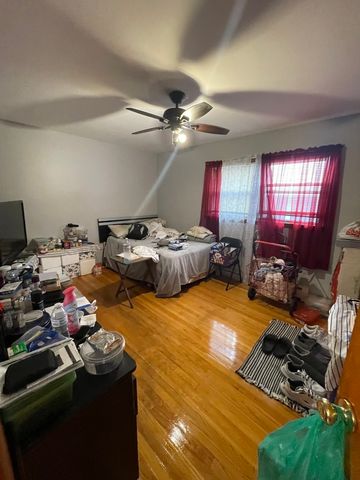 2328 N Lawndale Avenue, Chicago, IL 60647