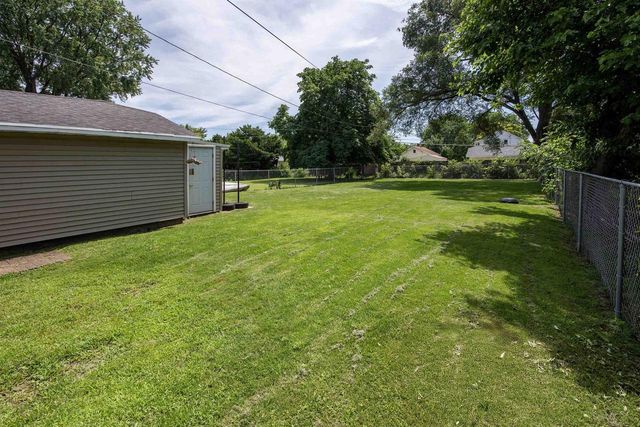 1528 ELM STREET, Green Bay, WI 54302