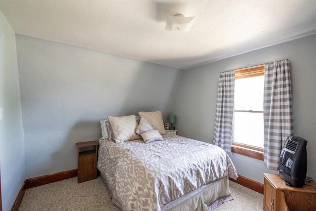 1528 ELM STREET, Green Bay, WI 54302