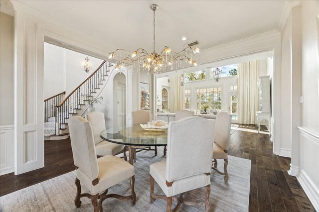 106 Melody Lane, Friendswood, TX 77546