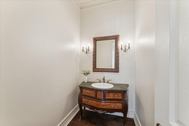 106 Melody Lane, Friendswood, TX 77546