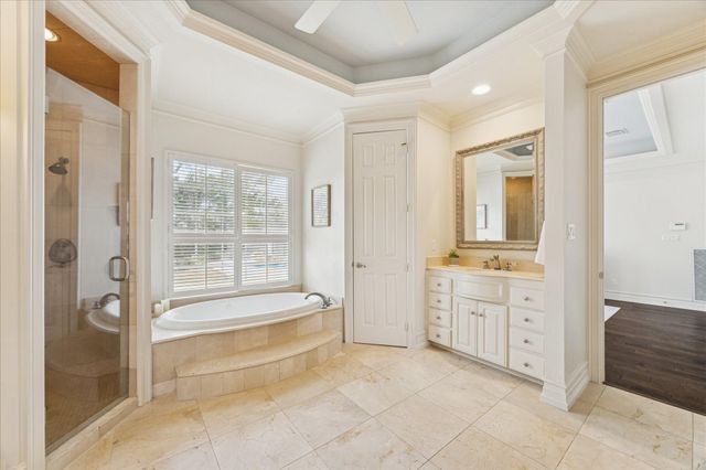 106 Melody Lane, Friendswood, TX 77546