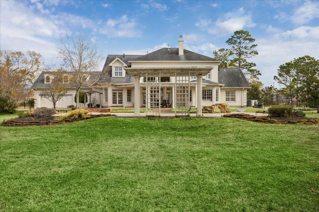 106 Melody Lane, Friendswood, TX 77546